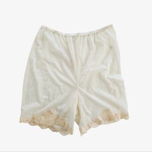 Vintage Vanity Fair Lace Detail Hem Trimmed Silky Slip Shorts Lingerie Chemise 7